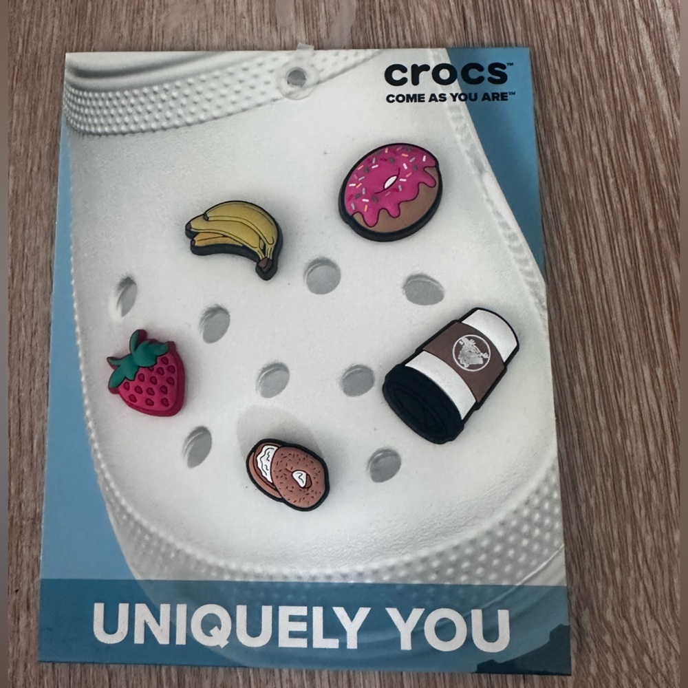 CROC CHARMS NWT 🍌🍓🍩🥯☕️